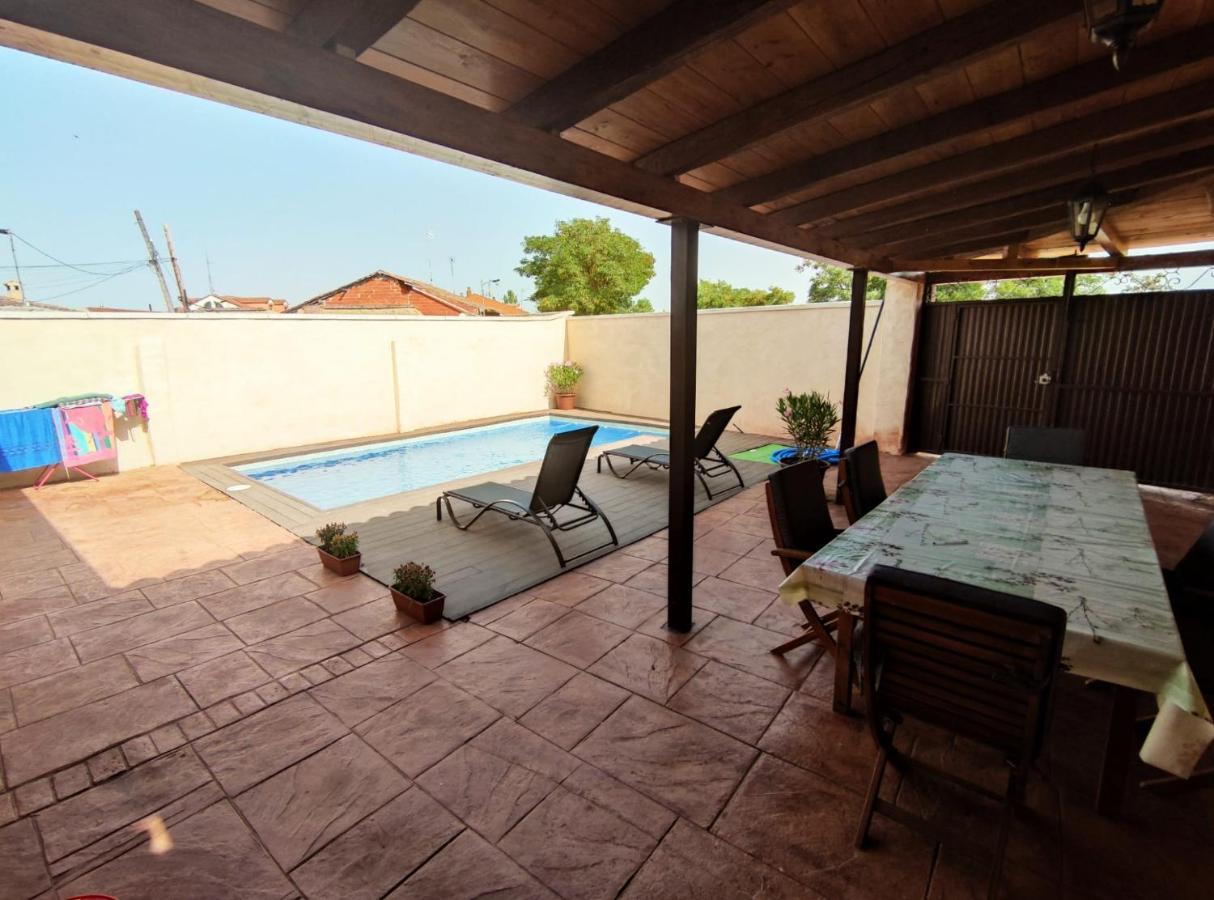 Casa Rural Oliver Y Nadia Rodilana Exterior photo